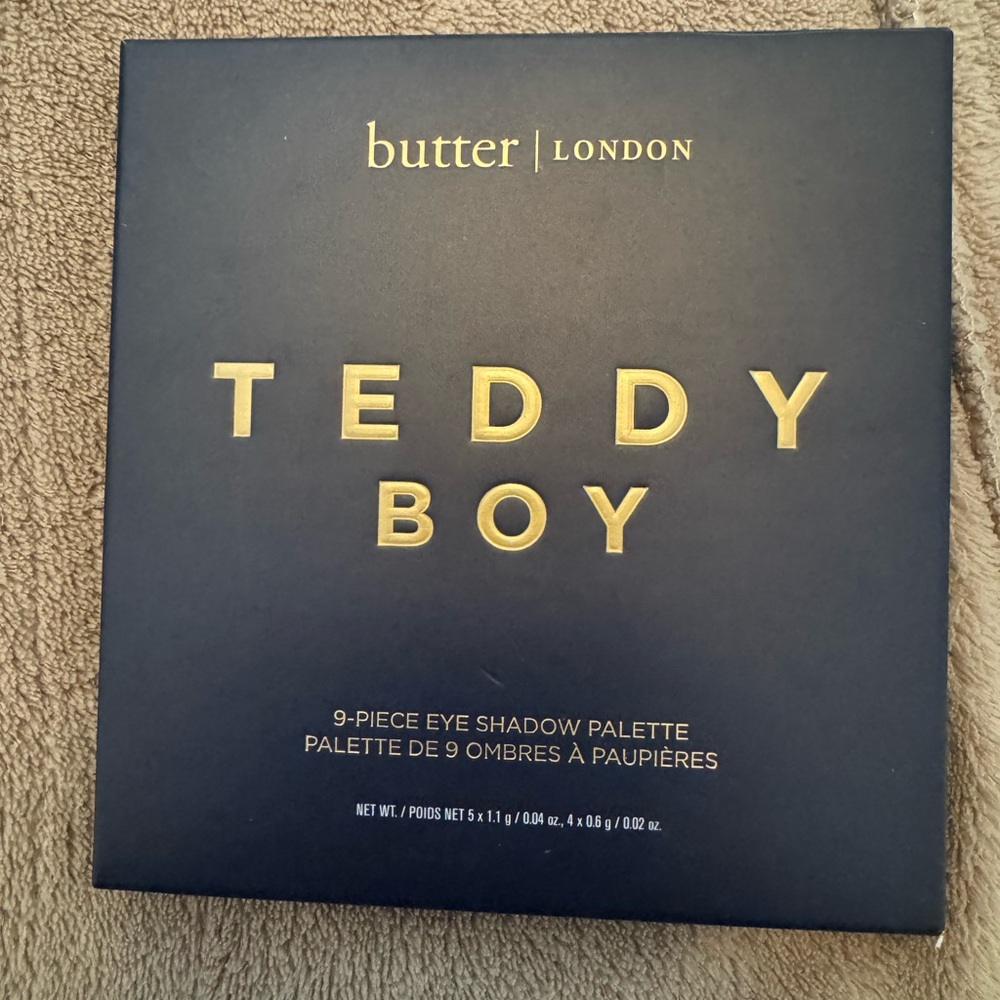 BNIB TEDDY BOY 9 PIECE SHADOW PALETTE